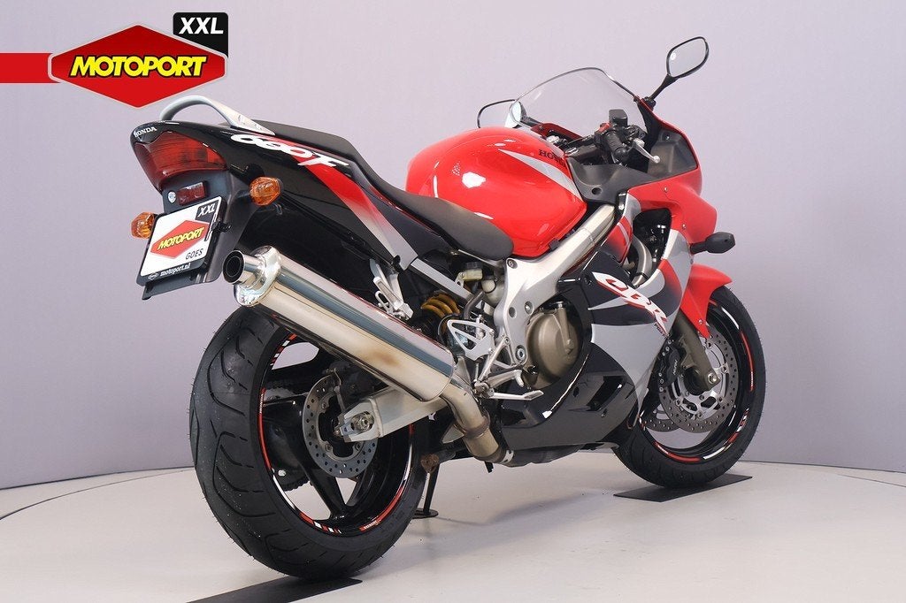 Honda CBR 600 F (bj 2005), Motoren, Honda Motor Europe Ltd, Sport, Customer.service@honda-eu.com, Rivium Boulevard 200-234
2909 LK  Capelle aan den Ijssel, NL