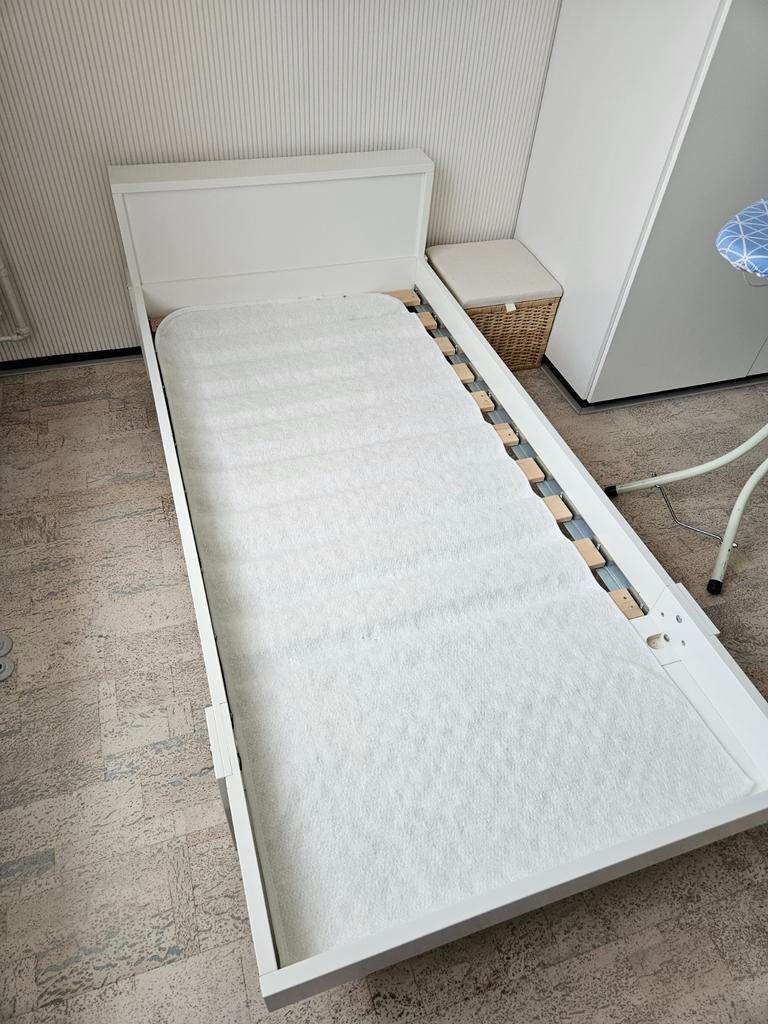 Peuterbed met dun matras en beddengoed, Ophalen, Eenpersoons
