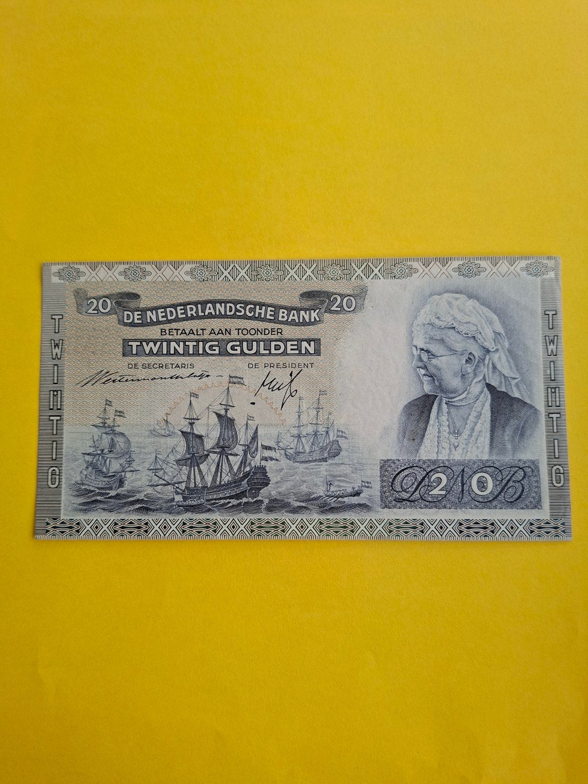 20 gulden EMMA uit 1939 in UNC
Serie nummer HA 083797
NVMH 5, Ophalen of Verzenden, 25 gulden, Los biljet