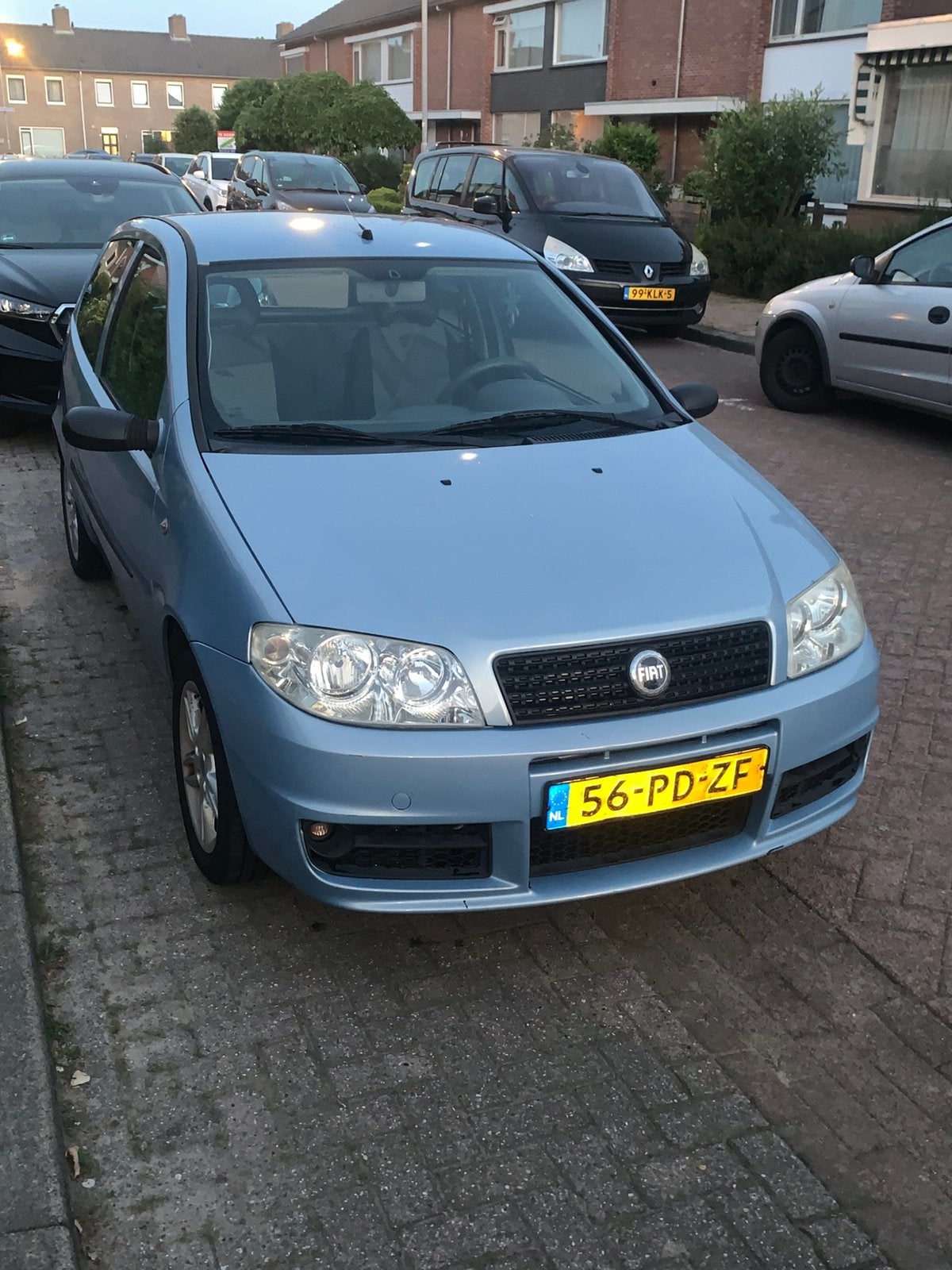 Fiat Punto 1.2 16V 3DR 2004 Blauw, Auto's, Voorwielaandrijving, 4 cilinders, Origineel Nederlands, Handgeschakeld