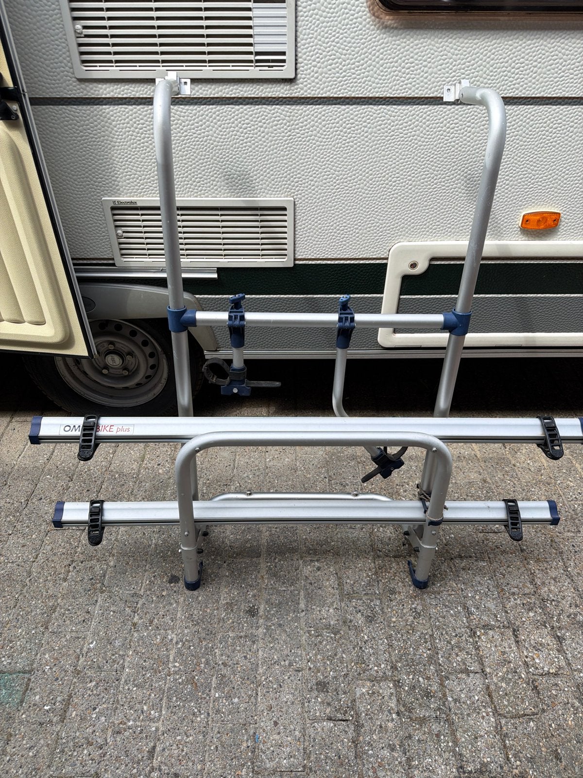 OMBIKE Plus Fietsendrager voor Caravan/Camper, Ophalen, 2 fietsen, Gebruikt, Achterklepdrager