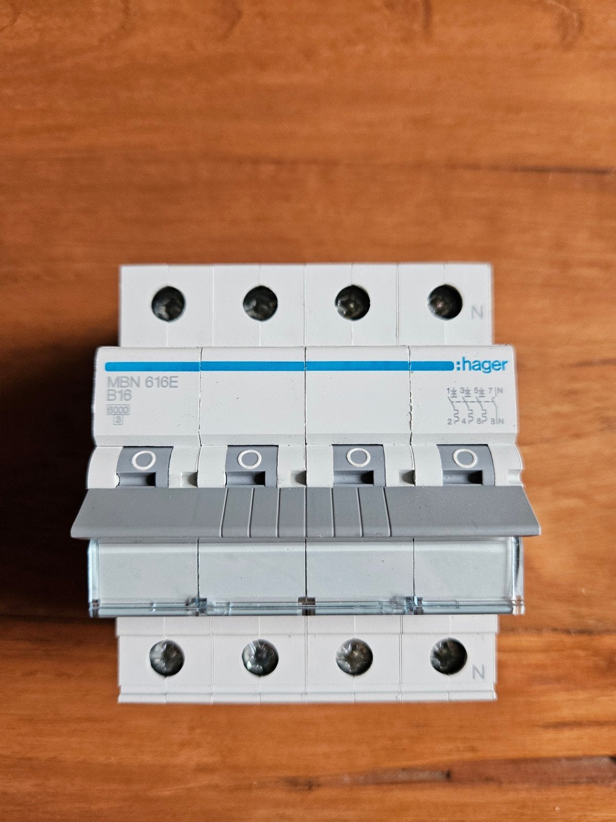 Hager MBN 616E B16 3-fase (3P+N) 10kA Installatieautomaat, Ophalen of Verzenden, Nieuw, Hager, Installatieautomaat