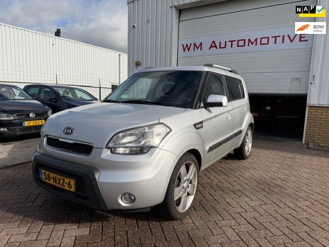 Kia Soul 1.6 CRDi X-ecutive automaat, Auto's, Dealer onderhouden, Stof, Gebruikt, Zwart