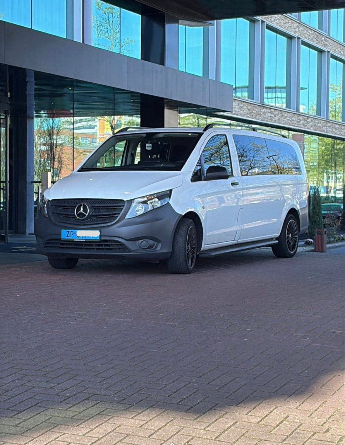 Taxi’s 8 Personen |Groepsvervoer &Luchthaven, Chauffeursdiensten