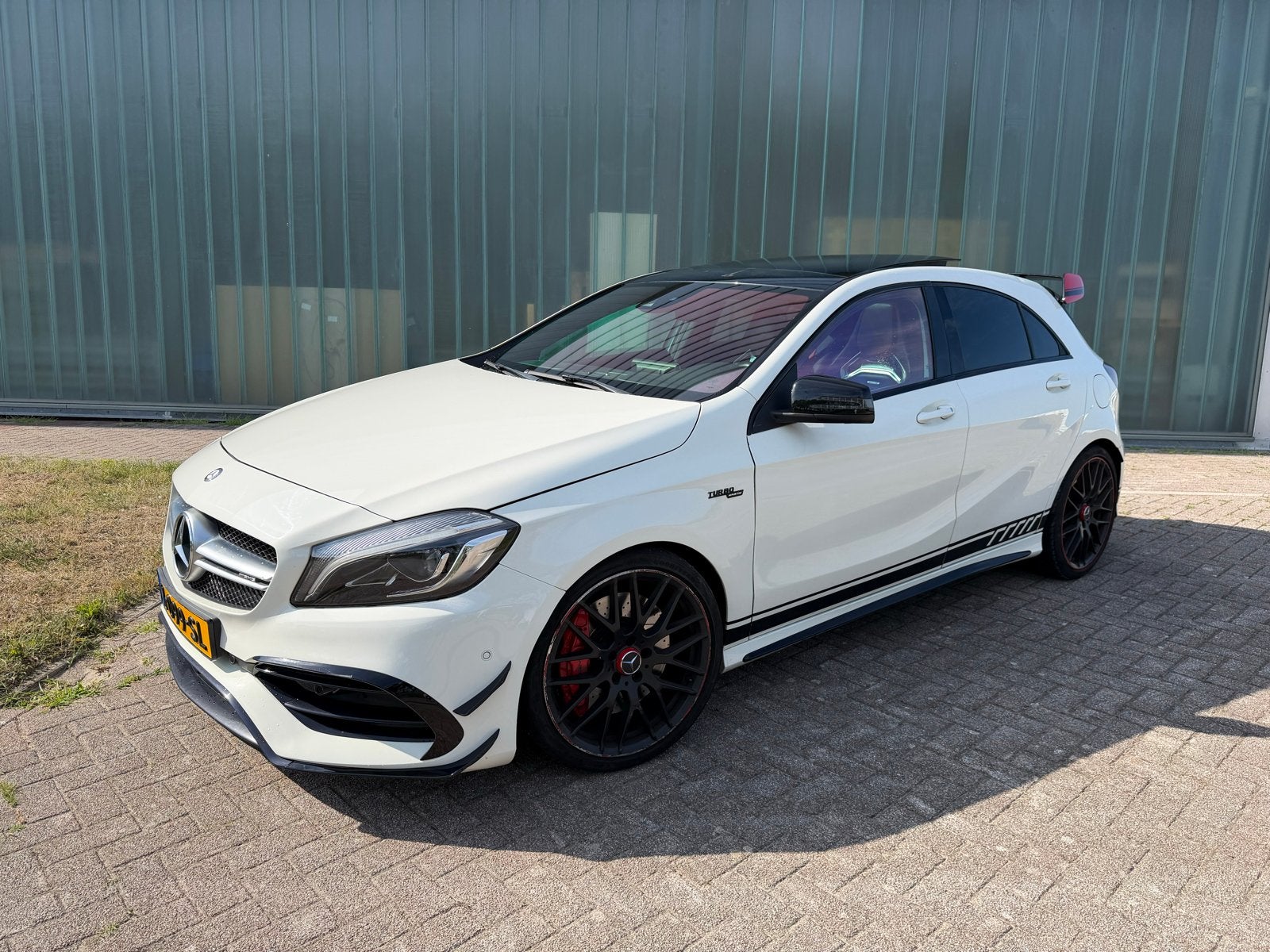 MB A45 AMG Edition 1Facelift 2016 420pk Nagenoeg Full Option, Wit, Mercedes-Benz, Benzine, 2000 cc