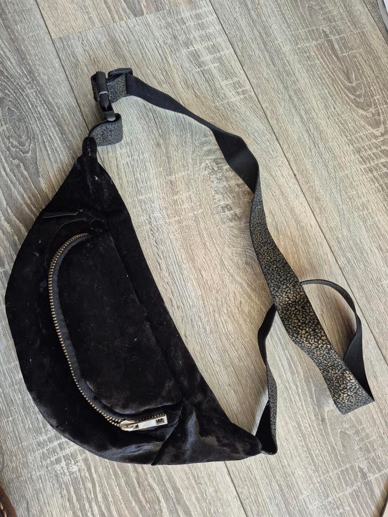 Zwarte fluwelen heuptas / fanny pack, Ophalen of Verzenden, Gebruikt, Zwart, Overige merken