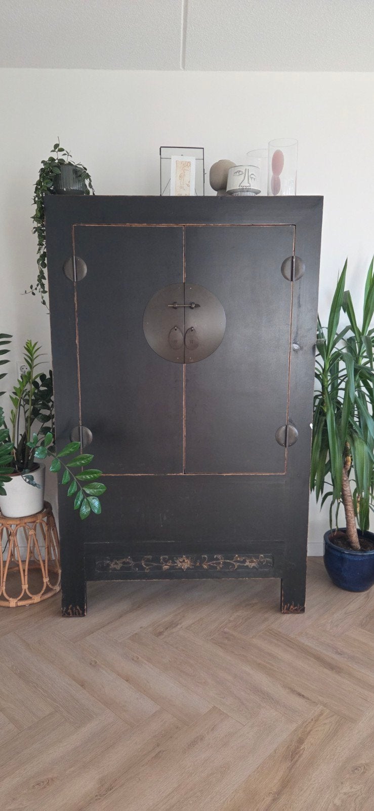 Zwart Chinees Kabinet met Oosterse Details -   DEZE WEEK WEG, Ophalen of Verzenden