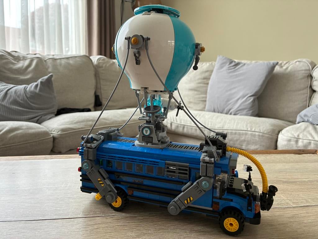 Lego fortnite battle bus 77073, Ophalen of Verzenden, Zo goed als nieuw