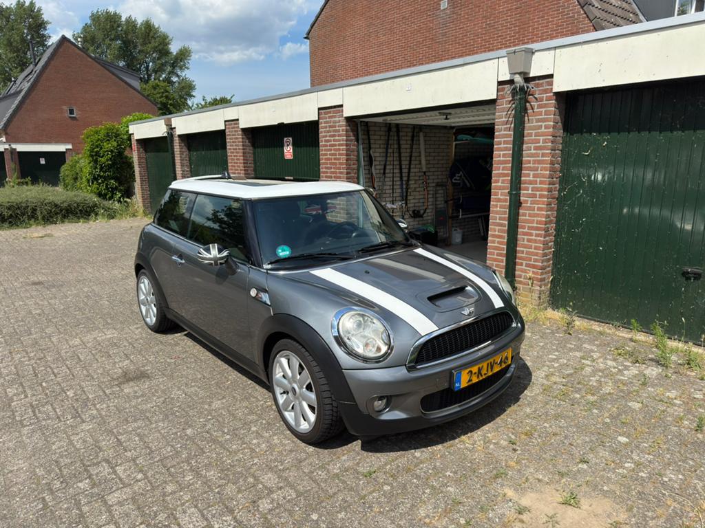 Mini Cooper S 174PK | Pano | Xenon | Navi | Cruise | Stoelvw, Auto's, Mini, Voorwielaandrijving, Zwart, 4 cilinders, 4 stoelen
