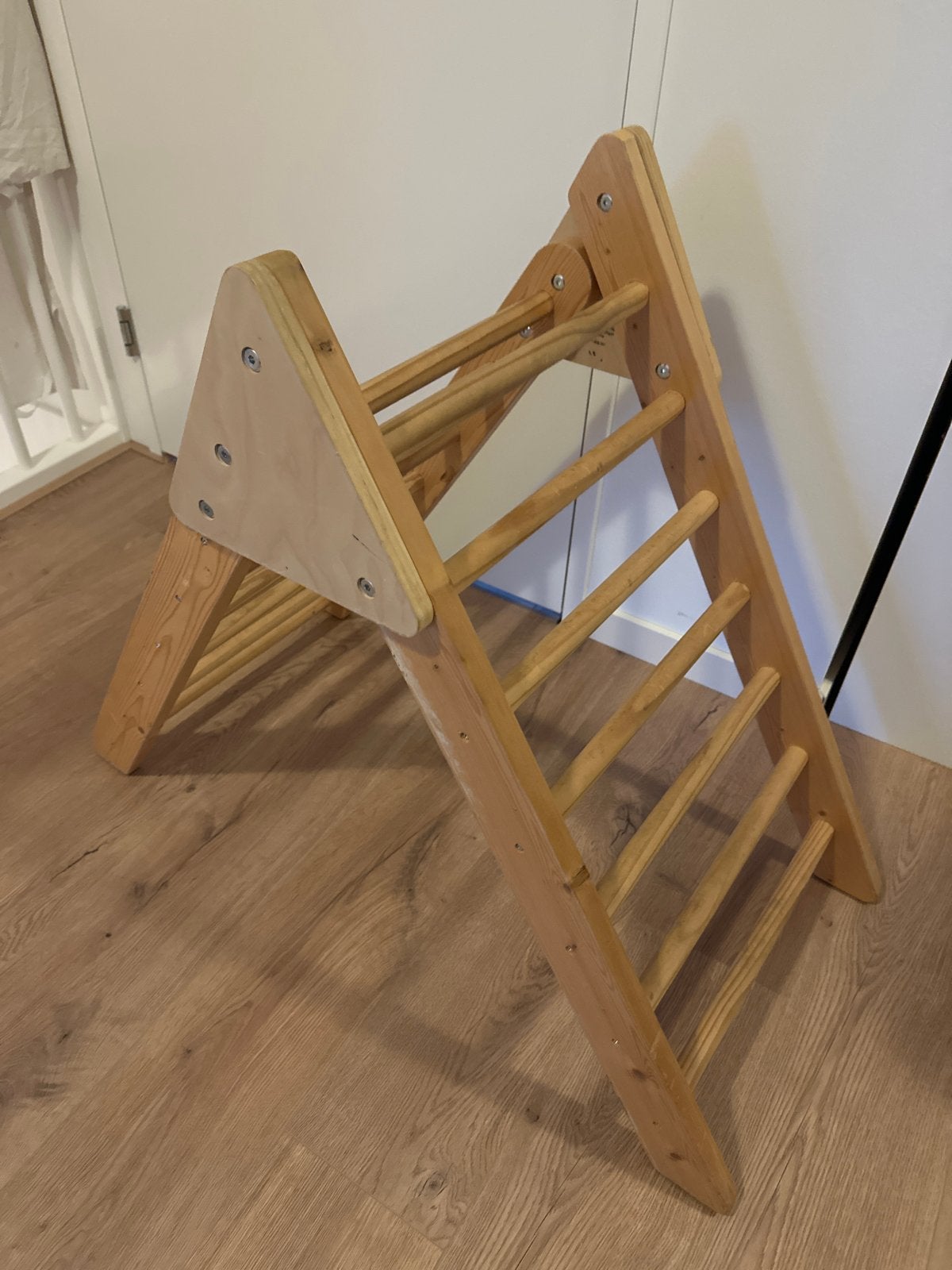 Houten Klimrek / Klimdriehoek voor Kinderen, Kinderen en Baby's, Ophalen, Zo goed als nieuw, Klimwand