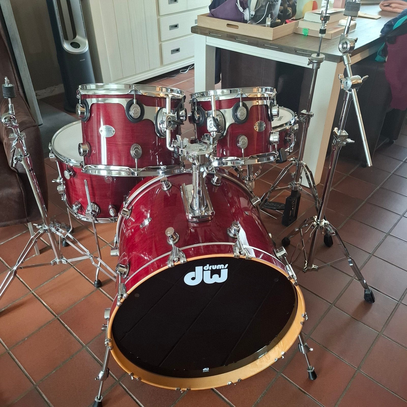 dw performance maple drumstel + hardware + hoezen set zgst, Muziek en Instrumenten, Ophalen, Zo goed als nieuw, Drums of Percussie
