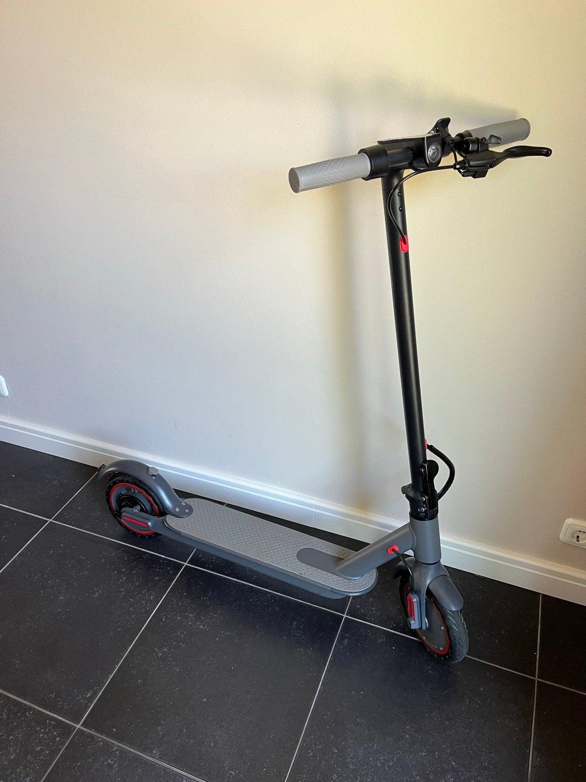 Elektrische step D8PRO - Nieuw, Fietsen en Brommers, Steps, Ophalen, Nieuw, Elektrische step (E-scooter)