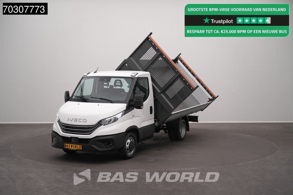 Iveco Daily 35C18 3.0L Driezijdige Kipper 3,5t Trekhaak Dubb, Auto's, Multifunctioneel stuurwiel, Stof, Euro 6, 4 cilinders