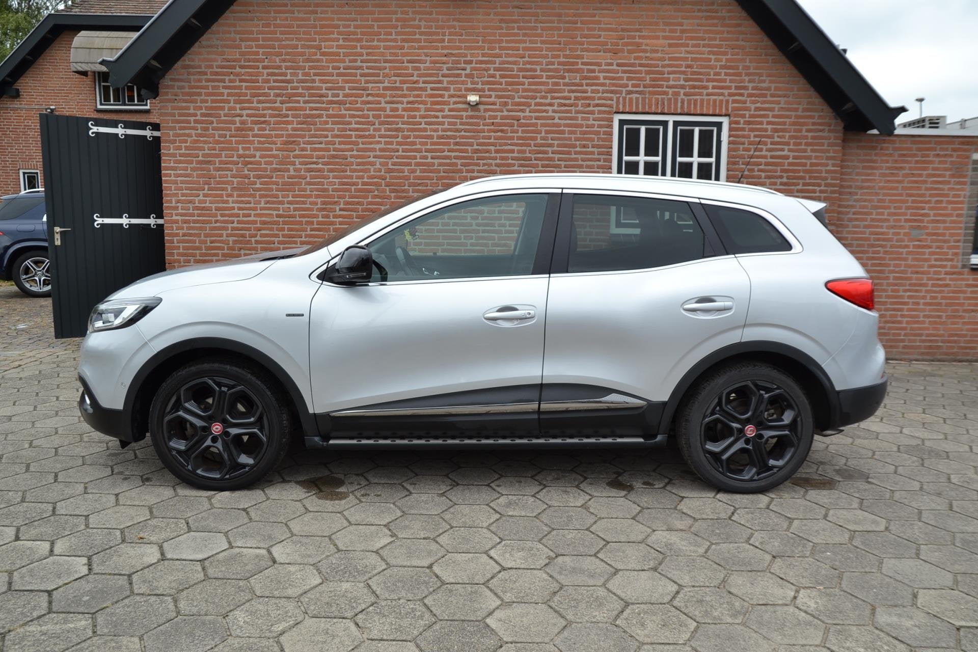 Renault KADJAR 1.2 TCe Extase - Bose - Airco - Navi - Camara, Auto's, Voorwielaandrijving, Gebruikt, 4 cilinders, Leder