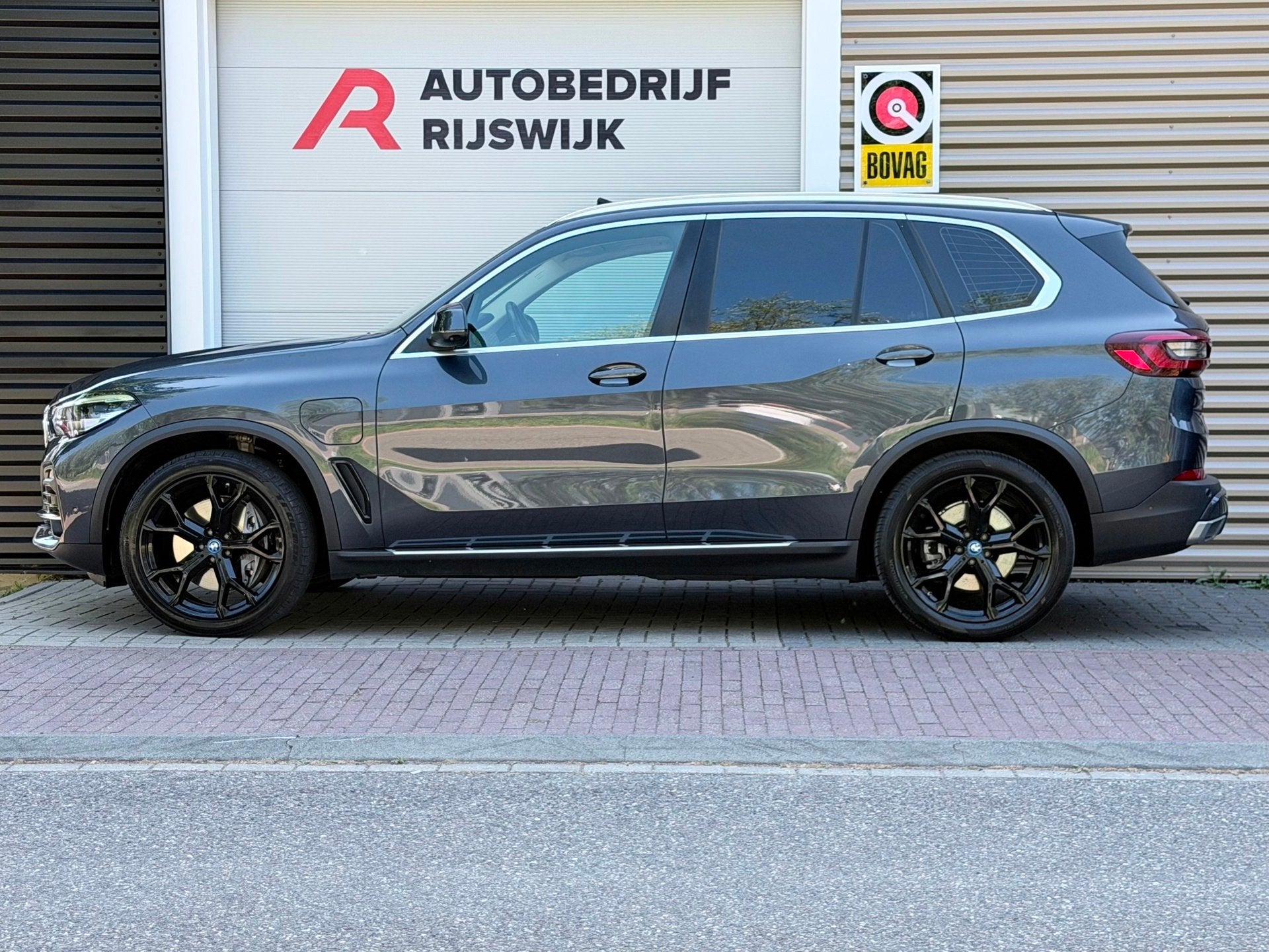 BMW X5 XDrive45e High Executive SoftClose/Pano/360, 12 maanden, Gebruikt, Vierwielaandrijving, Hybride Elektrisch/Benzine