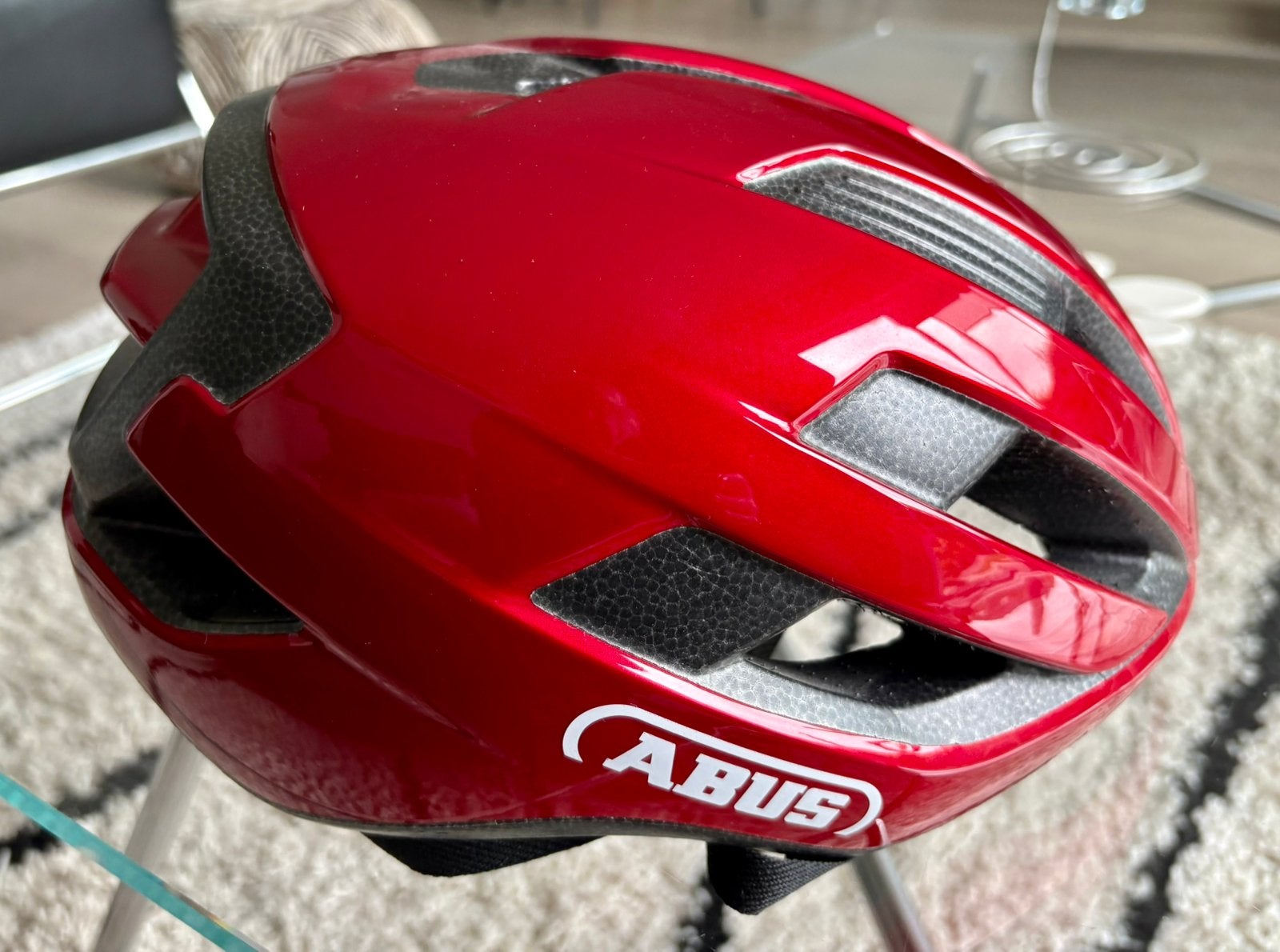 Nieuwe Helm , merk Abus wingback , maat L, Fietsen en Brommers, Fietsaccessoires | Fietshelmen, Nieuw, Ophalen of Verzenden, Abus
