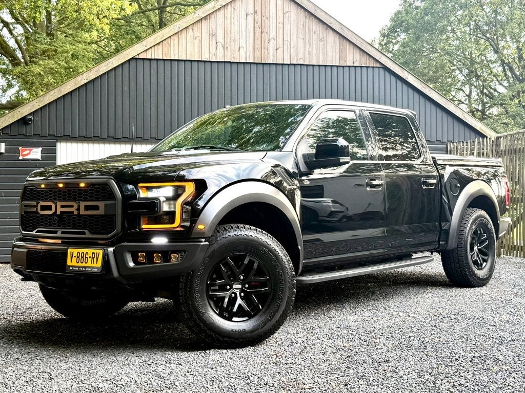 Ford F150 Raptor 3.5 V6 SuperCrew 450 Pk 4x4 NL-Auto Marge, Auto's, Bestelauto's, Automaat, Gebruikt, Zwart, Bedrijf