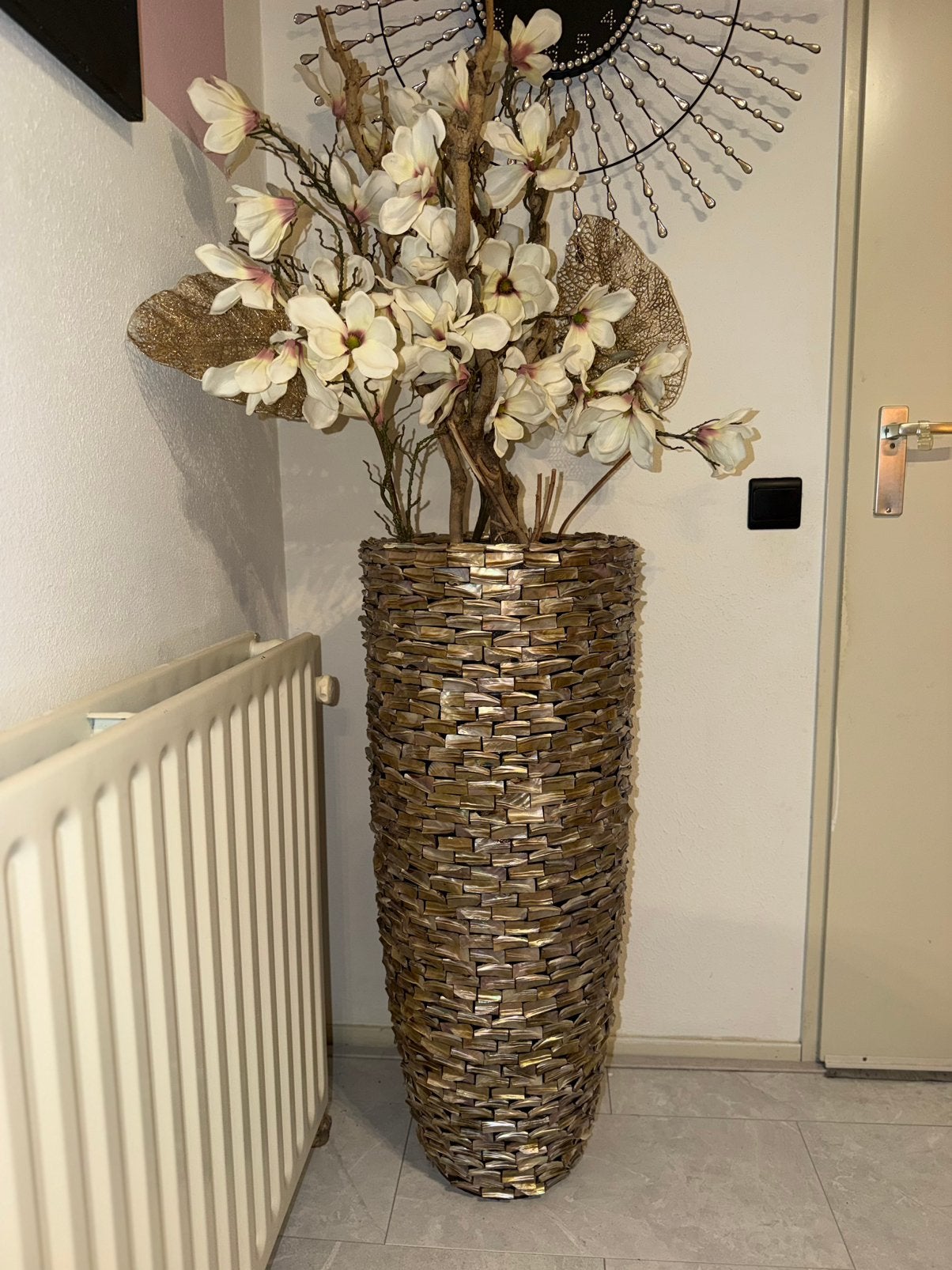 Schelpenvaas met Magnolia, Ophalen, Gebruikt