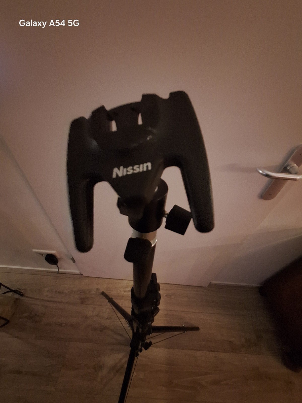 Nissin Light Stand LS-50C - Compact en Stevig, Ophalen, Overige merken, Driepoot, Zo goed als nieuw
