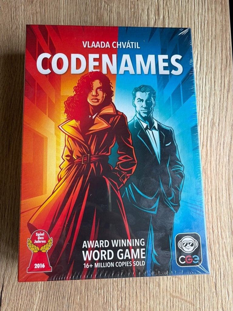 Codenames ENG nieuw in folie, Drie of vier spelers, Ophalen of Verzenden, Nieuw, White Goblin Games