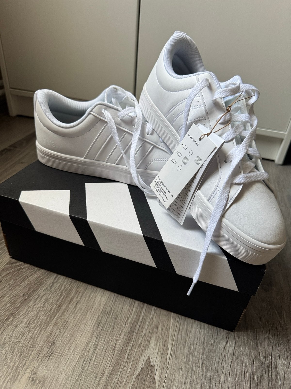 Nieuwe Adidas VS Pace 2.0 sneakers, maat 40 2/3 (valt als 41, Ophalen of Verzenden, Nieuw, Wit, Sneakers of Gympen