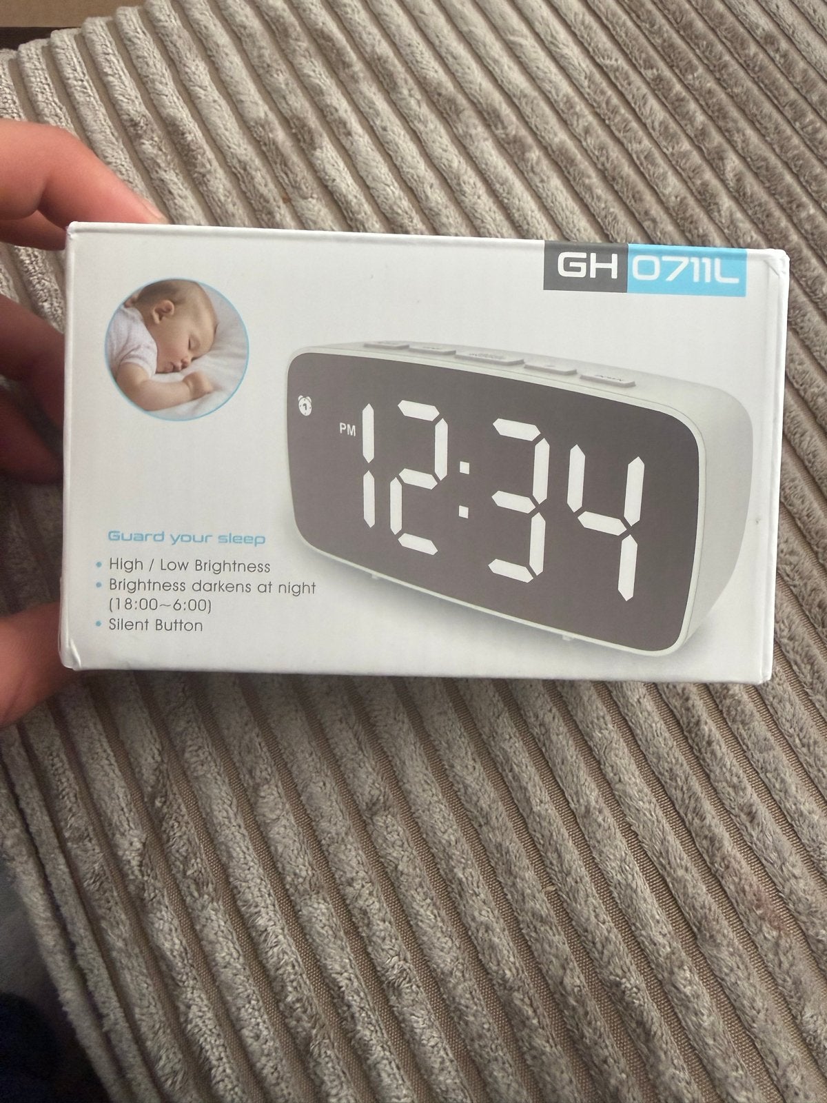 Nieuwe Digitale Wekker / Alarmklok GH 0711L Wit, Ophalen of Verzenden, Nieuw, Digitaal