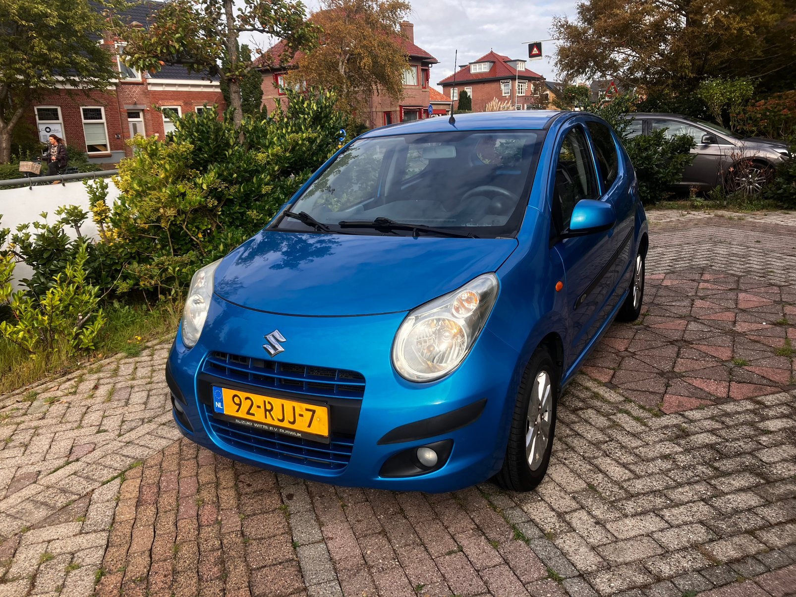Suzuki Alto 1.0 2011 Airco.Nieuwe APK, Auto's, Voorwielaandrijving, Stof, Origineel Nederlands, 3 cilinders