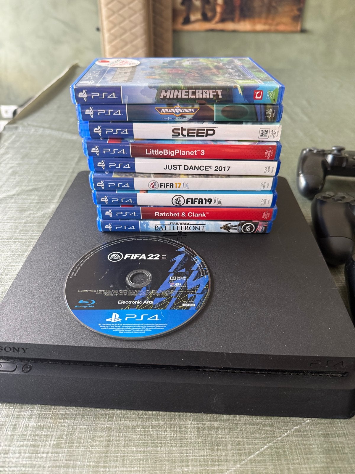 PS4 met 3 controllers en diverse spellen - Wilnis, Spelcomputers en Games, Spelcomputers | Sony PlayStation 4, Ophalen, Met 3 controllers of meer
