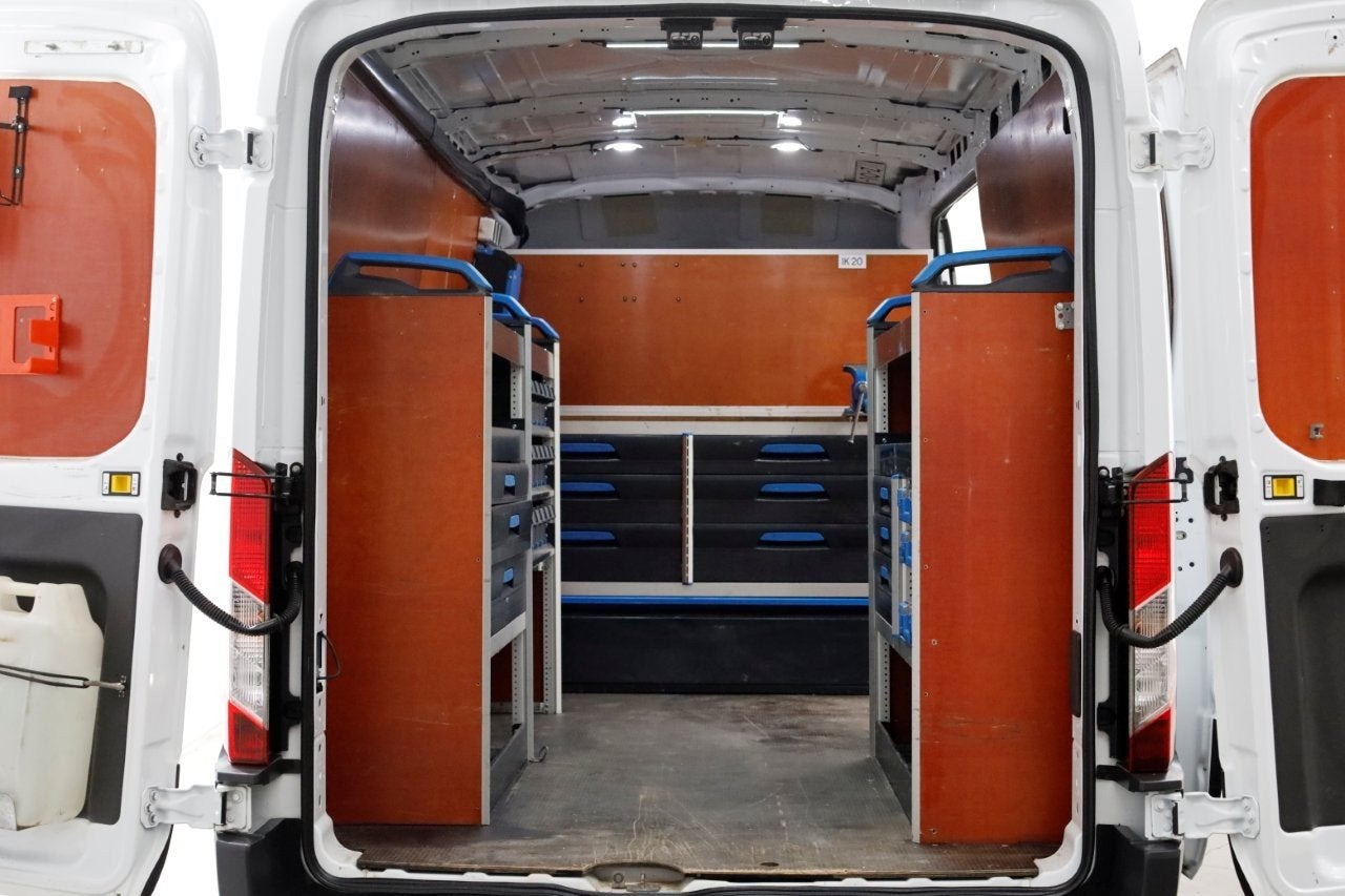 Ford Transit 350 2.0 TDCI 130pk L3H2 Trend Inrichting/230V/T, Auto's, Bestelauto's, Voorwielaandrijving, Euro 6, 4 cilinders, 2800 kg