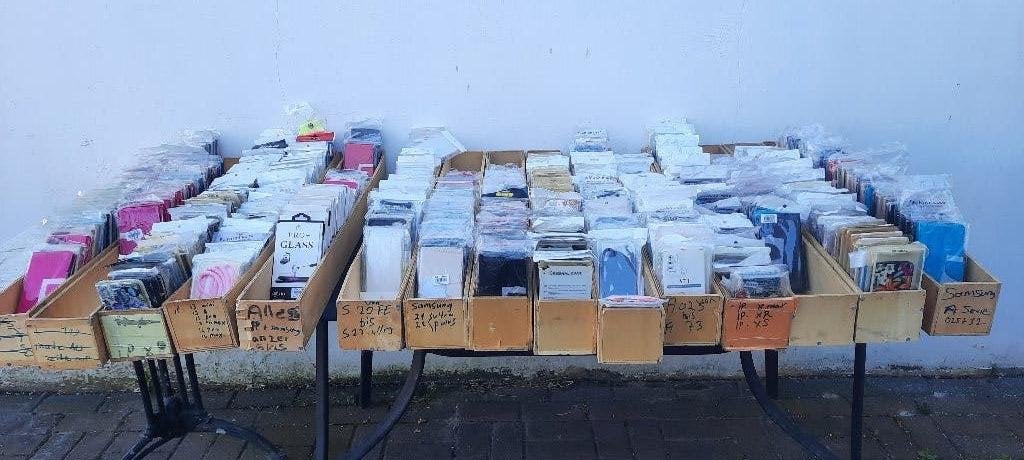 Partij Telefoon -Hoesjes en Beschermersglas iphone, Ophalen of Verzenden, Nieuw, Zwart