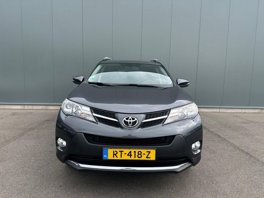 Toyota RAV4 2.2D 4WD TREKHAAK | CAMERA | CRUISE CONTROL !, Auto's, Automaat, Euro 5, 15 km/l, 1800 kg