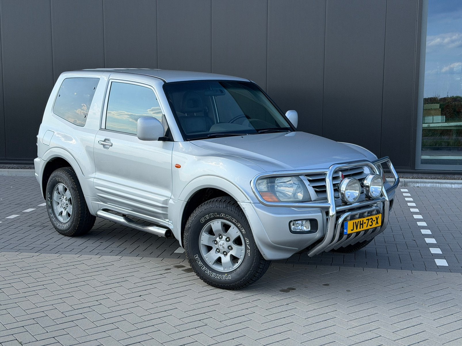 Mitsubishi 2002 Grijs, Auto's, Mitsubishi, Zwart, 2800 kg, Leder, Particulier
