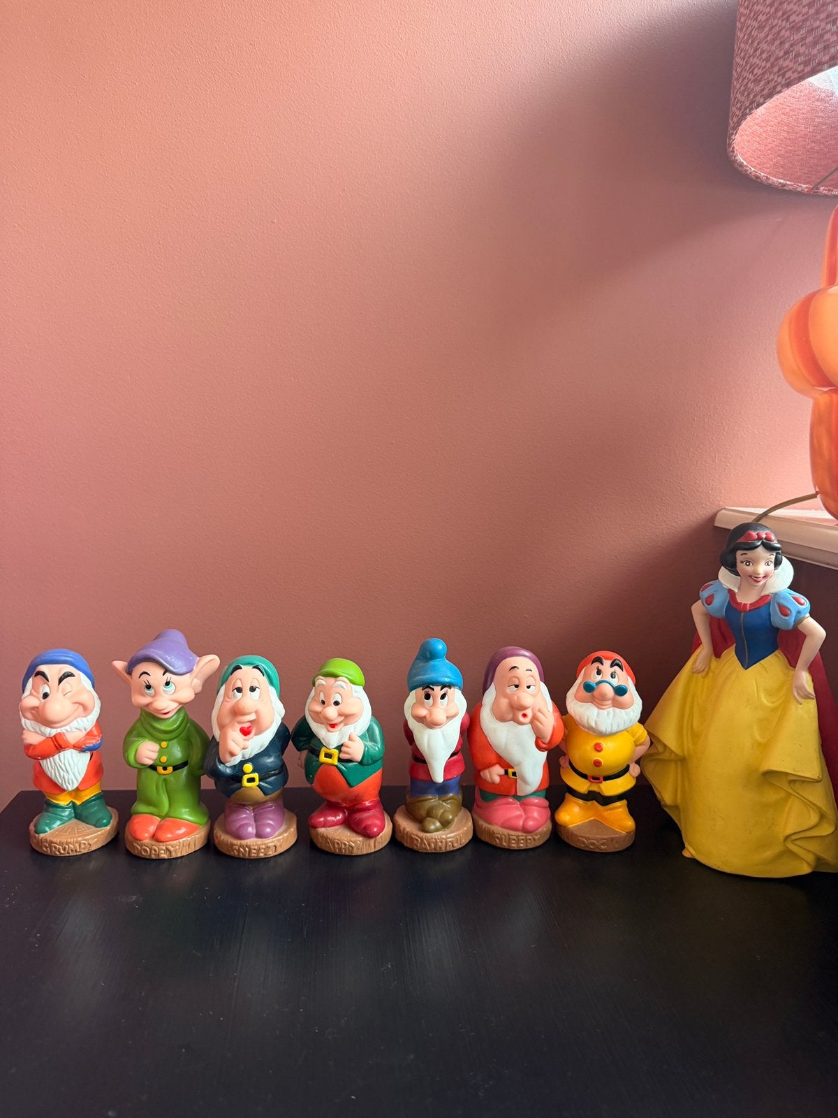 Vintage sneeuwwitje spaarpot en de 7 dwergen uit Disneyland, Verzamelen, Disney, Ophalen of Verzenden, Sneeuwwitje of Doornroosje