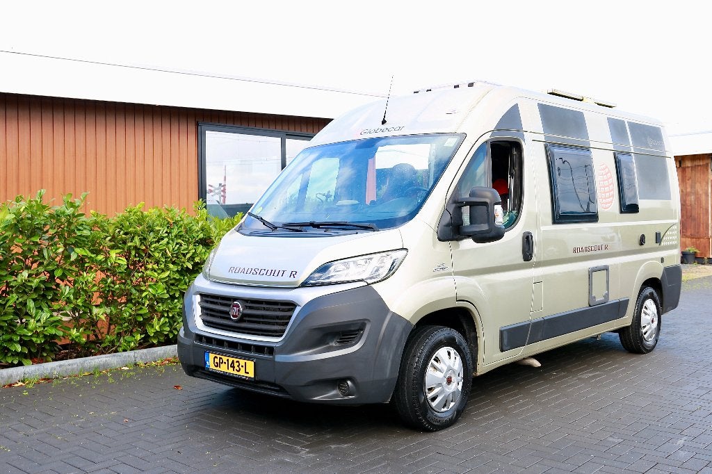 Pössl Roadscout R ( Geschik Off-grid kamperen , uniek), Caravans en Kamperen, Buscamper of Camperbus, Ringverwarming, Fiat, Pössl
