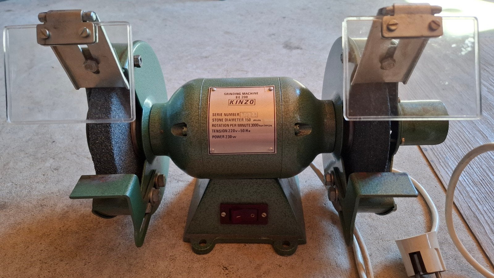 Kinzo Slijpmachine - Zo goed als nieuw, Ophalen