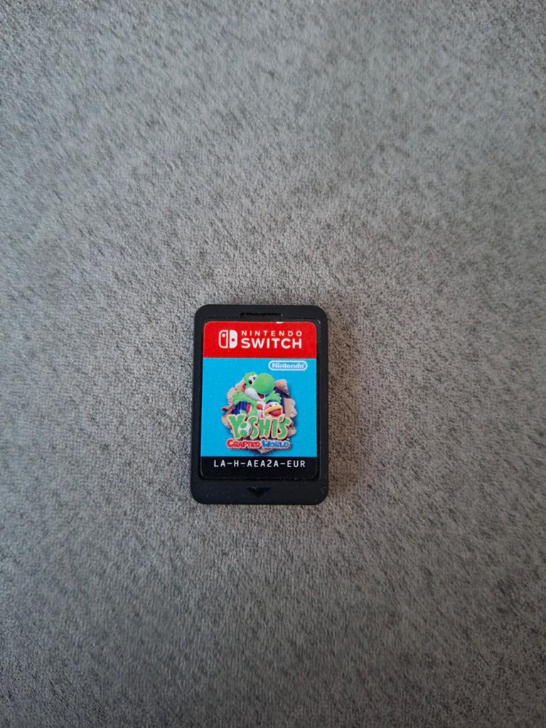 Yoshi's Crafted World - Nintendo Switch, Gebruikt, 2 spelers, Eén computer, Ophalen of Verzenden