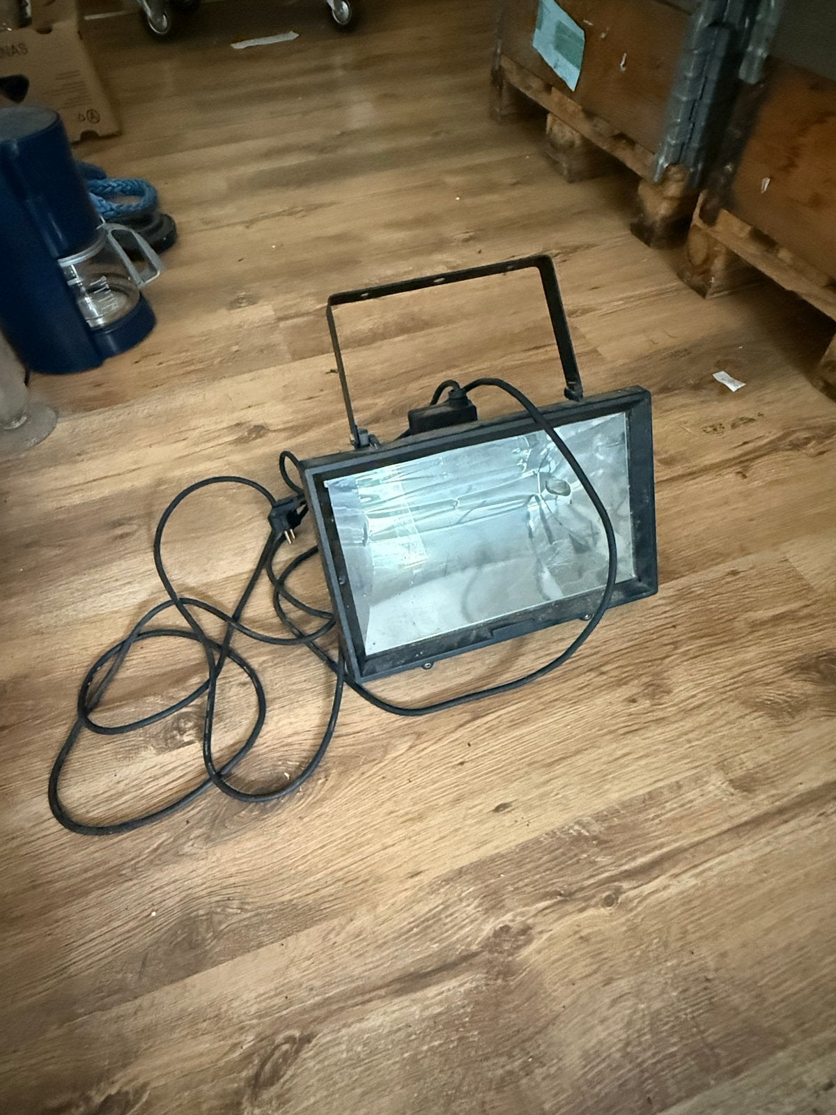Plastena V559 Terrasverwarmer - Elektrisch, Gebruikt, Waterbestendig, Wand, Ophalen