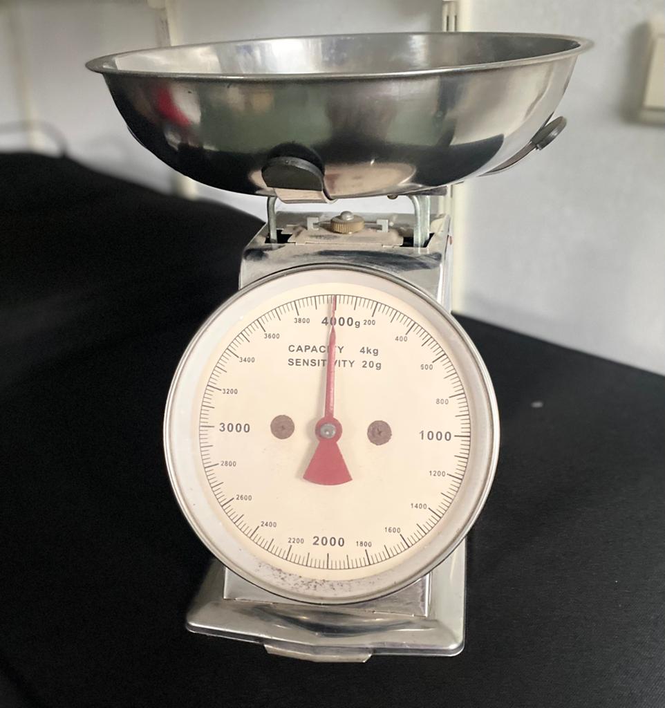 Keukenweegschaal tot 4 kg. / Overloon, Ophalen of Verzenden