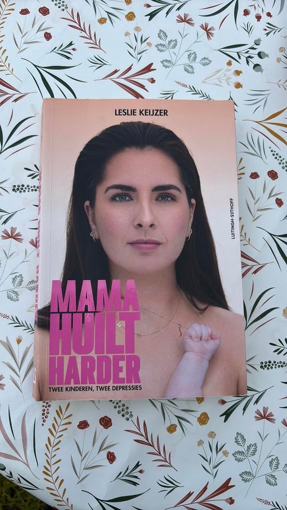Leslie Keijzer - Mama huilt harder, Ophalen of Verzenden, Gelezen