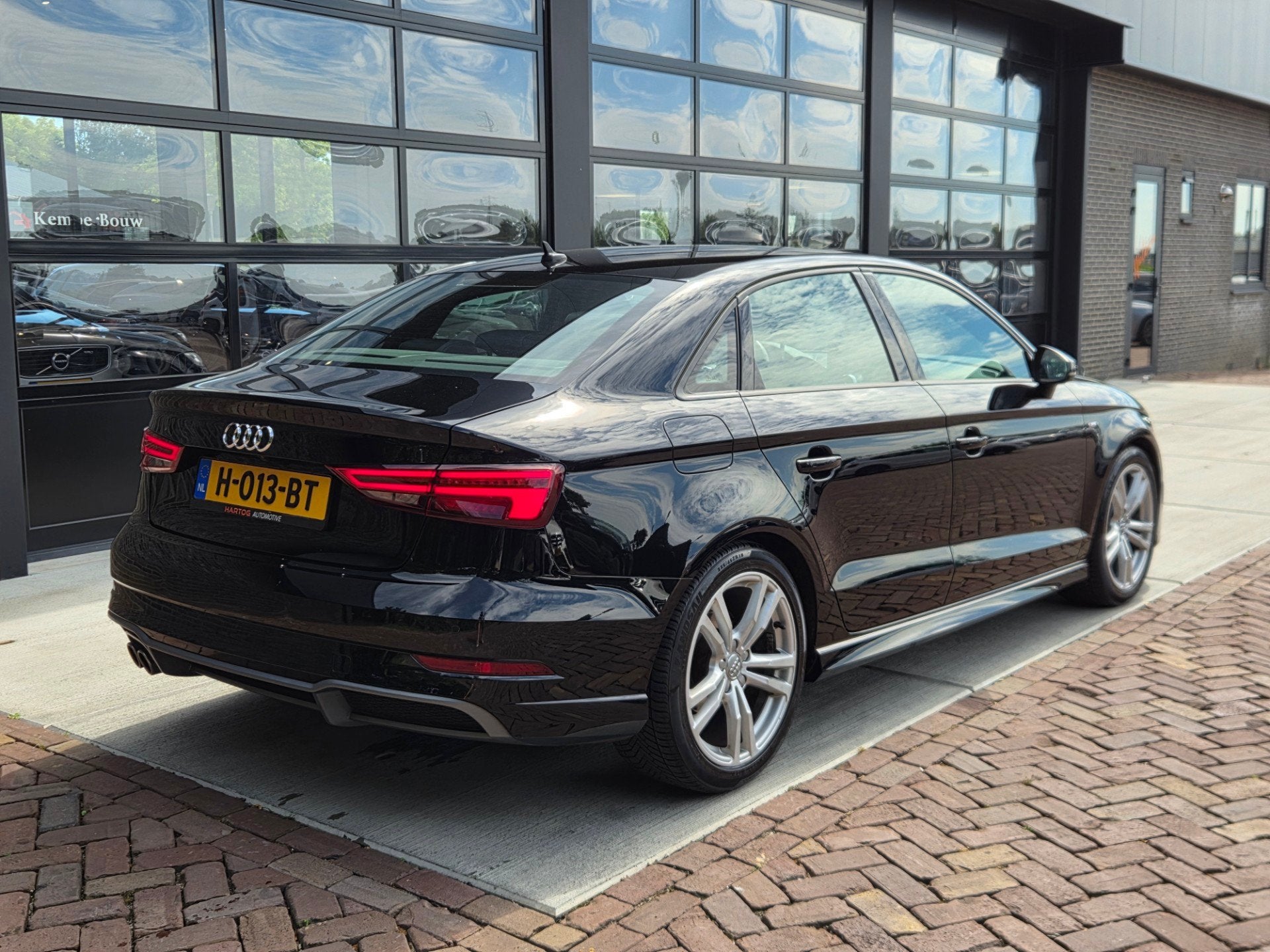 Audi A3 Limousine 35 TFSI CoD Advance Sport AUT, Auto's, Audi, Gebruikt, Euro 6, 150 pk, Leder en Stof
