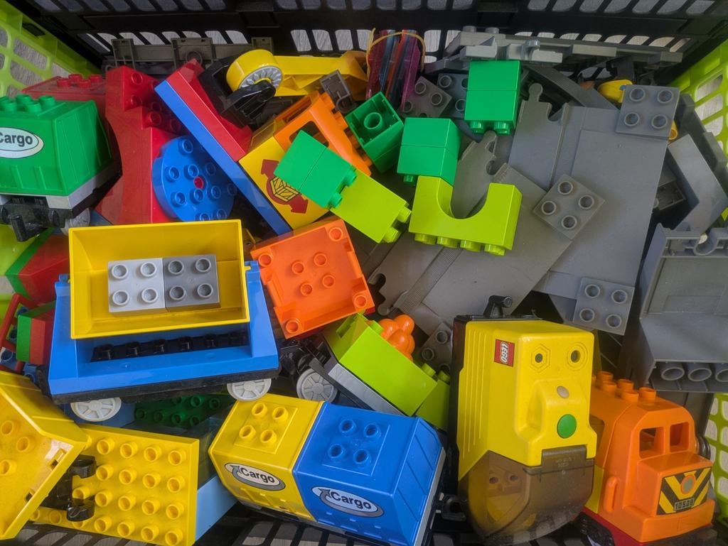 Lego Duplo Trein met rails en accessoires, Kinderen en Baby's, Speelgoed | Duplo en Lego, Gebruikt, Overige thema's, Ophalen of Verzenden