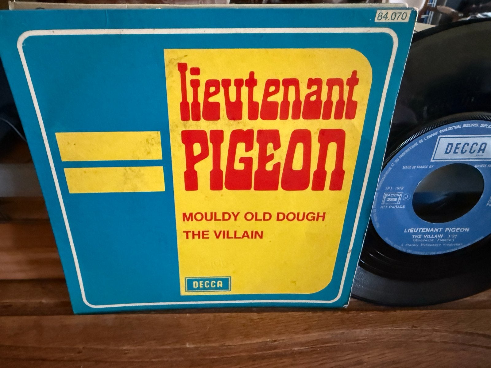 Lieutenant Pigeon - Mouldy Old Dough / The Villain (Single), Originele persing, 7 inch, Single, Ophalen of Verzenden