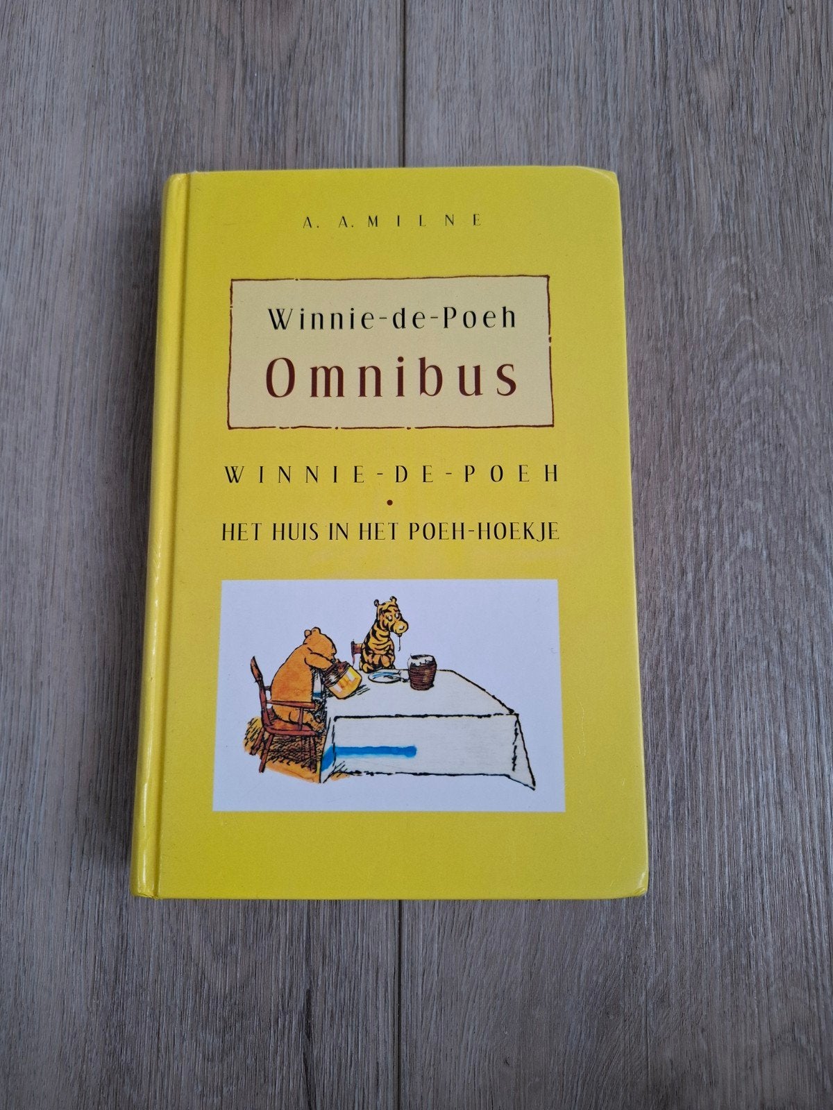 Winnie-de-Poeh Omnibus - Klassiek kinderboek, Ophalen of Verzenden, Gelezen, A. A. Milne, Fictie algemeen