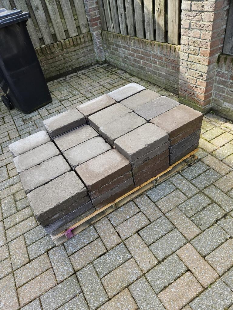 Bestrating ongeveer 4 m² - Nieuw overgehouden, Klinkers, Nieuw, Ophalen of Verzenden, Minder dan 5 m²