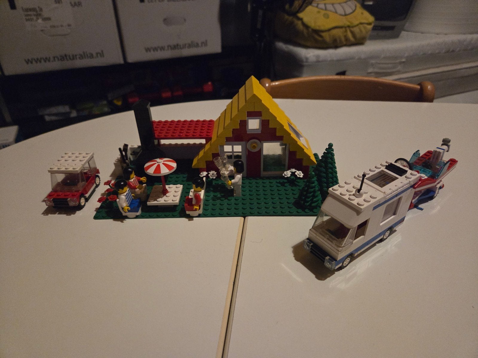 Lego Classic Town 6388 Holiday home with caravan, Ophalen of Verzenden, Gebruikt
