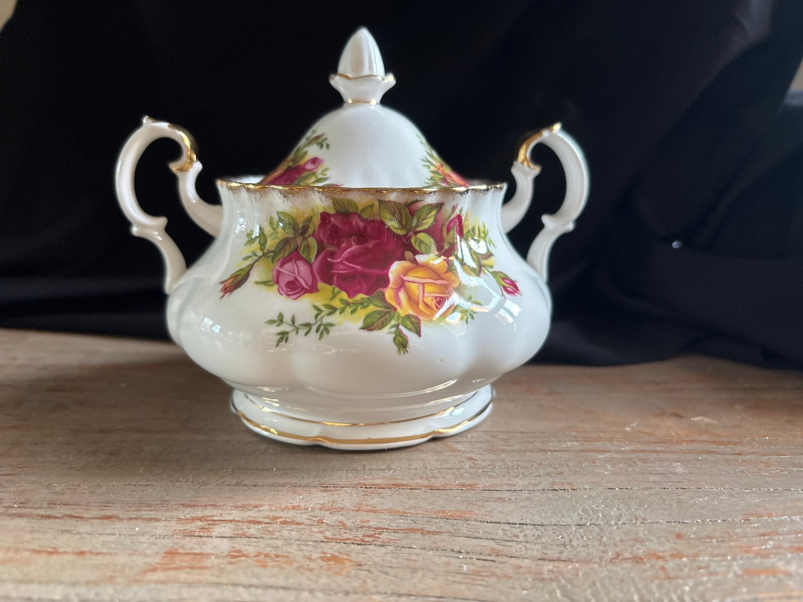 Royal Albert Old Country Roses Suikerpot met Deksel, Antiek en Kunst, Ophalen