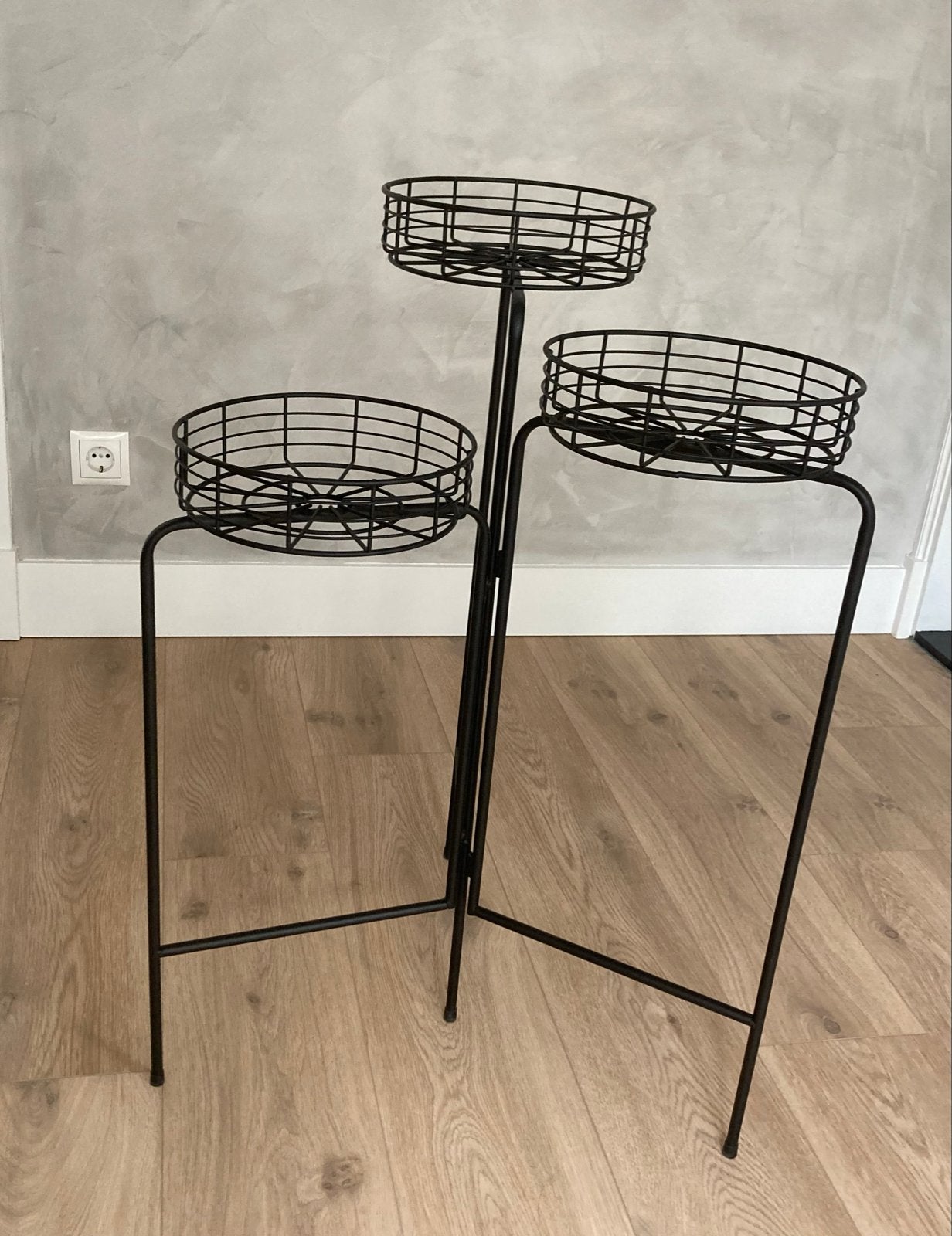 Zwart metalen plantenrek 3 etages, Ophalen, Zwart, Zo goed als nieuw, Metaal