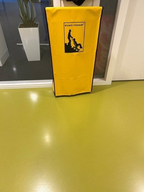 evac chair, Ophalen, Zo goed als nieuw
