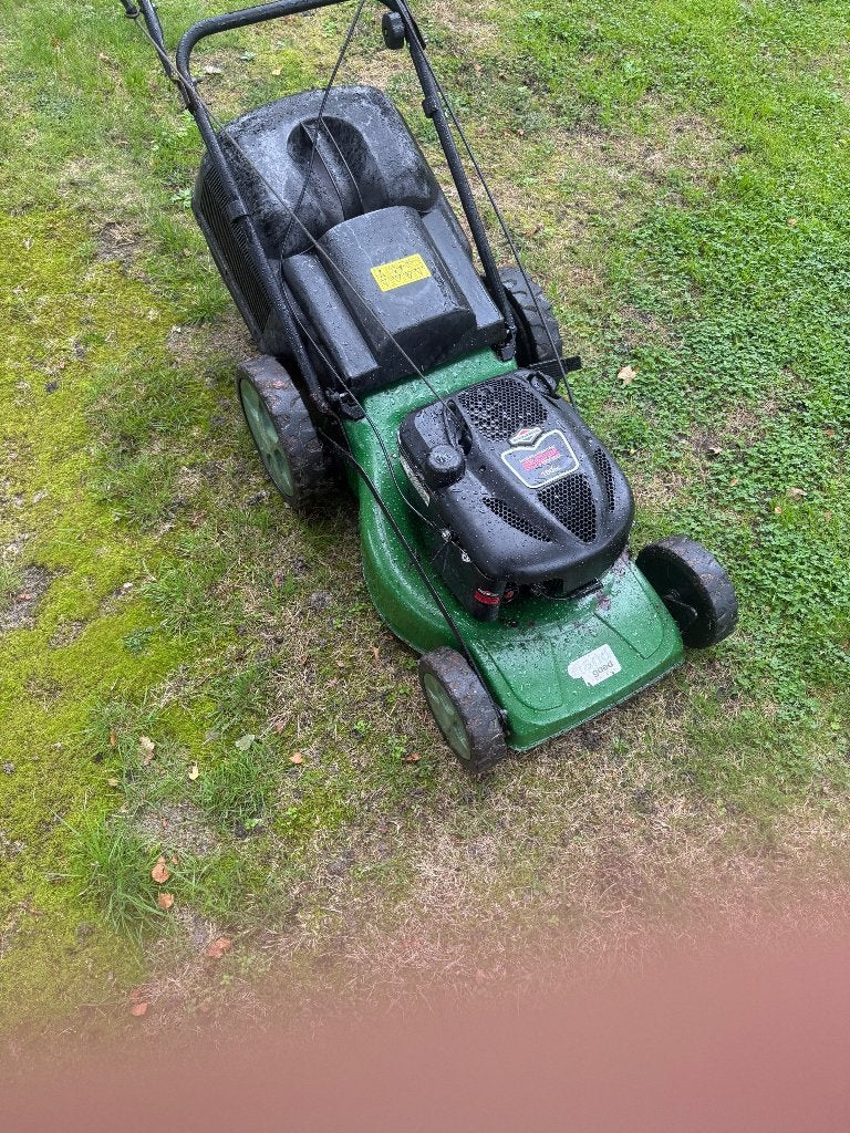 Foto 2 van Grasmaaier met motorprobleem