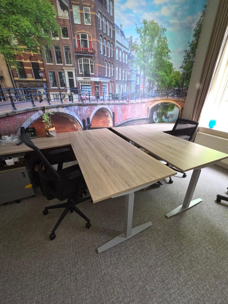 Complete set hoogwaardig kantoormeubilair direct beschikbaar, Ophalen, Bureau
